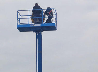 tecnici VB al lavoro tecnici VB al lavoro