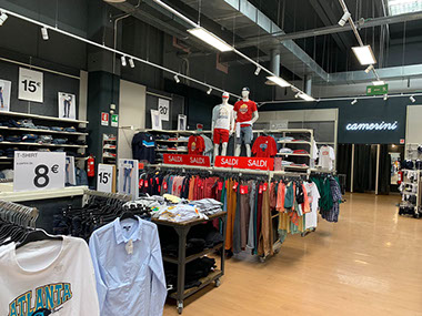 Ristrutturazione interna con adeguamento dell'impianto elettrico e sostituzione dei corpi illuminanti presso Kiabi di Bologna Ristrutturazione  Kiabi di Bologna