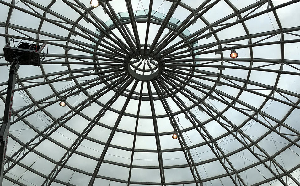 sostituzione luci con piattaforma